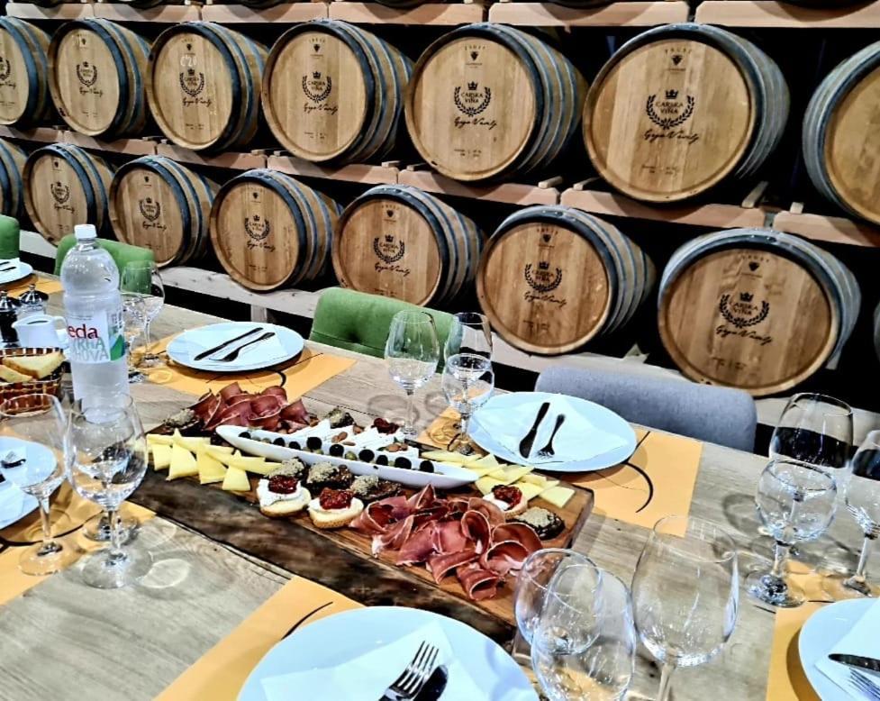 Wine Hotel Cesarica Medugorje Bagian luar foto