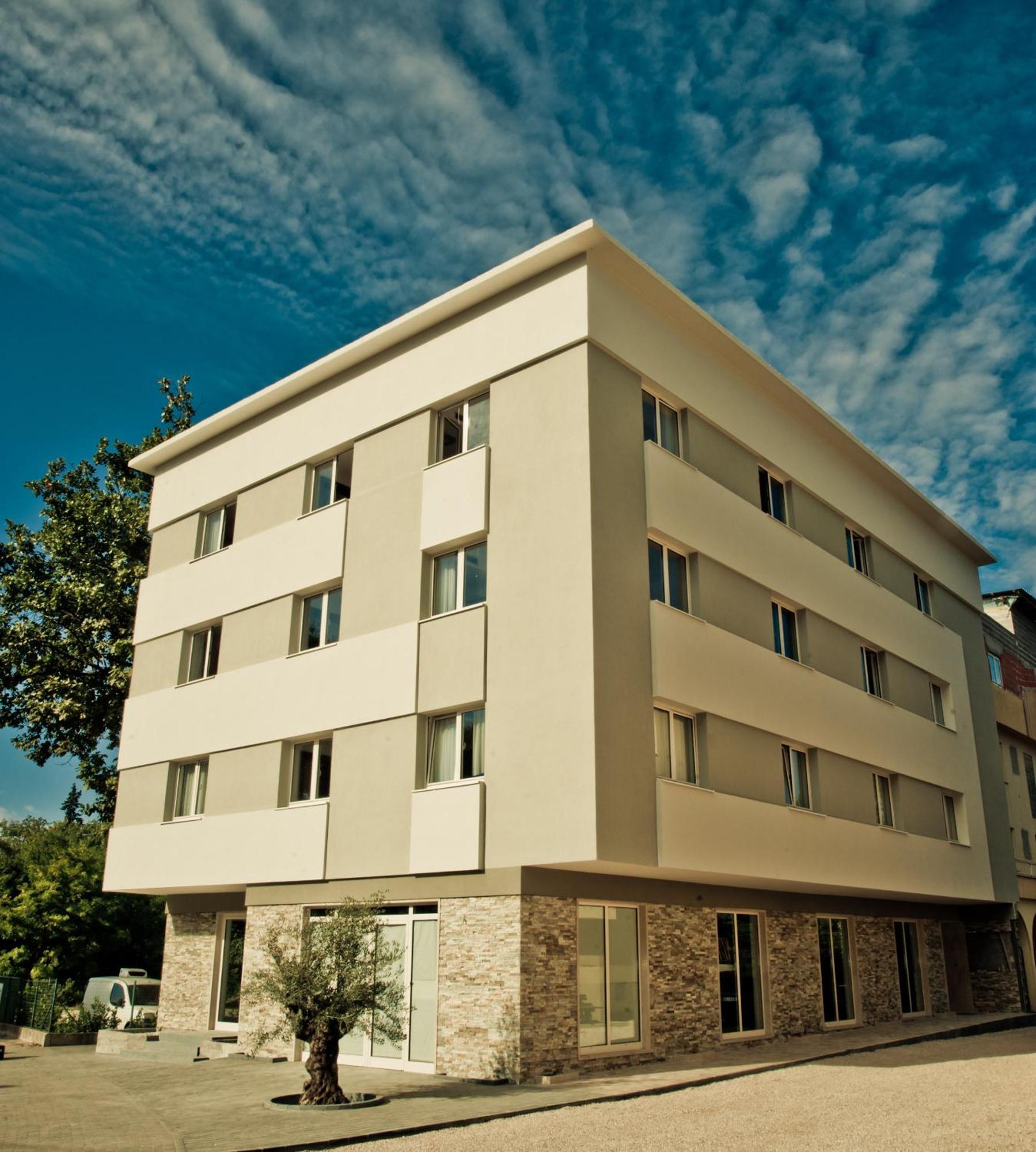 Wine Hotel Cesarica Medugorje Bagian luar foto
