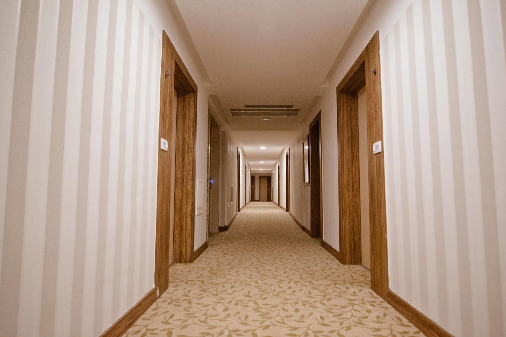 Wine Hotel Cesarica Medugorje Bagian luar foto