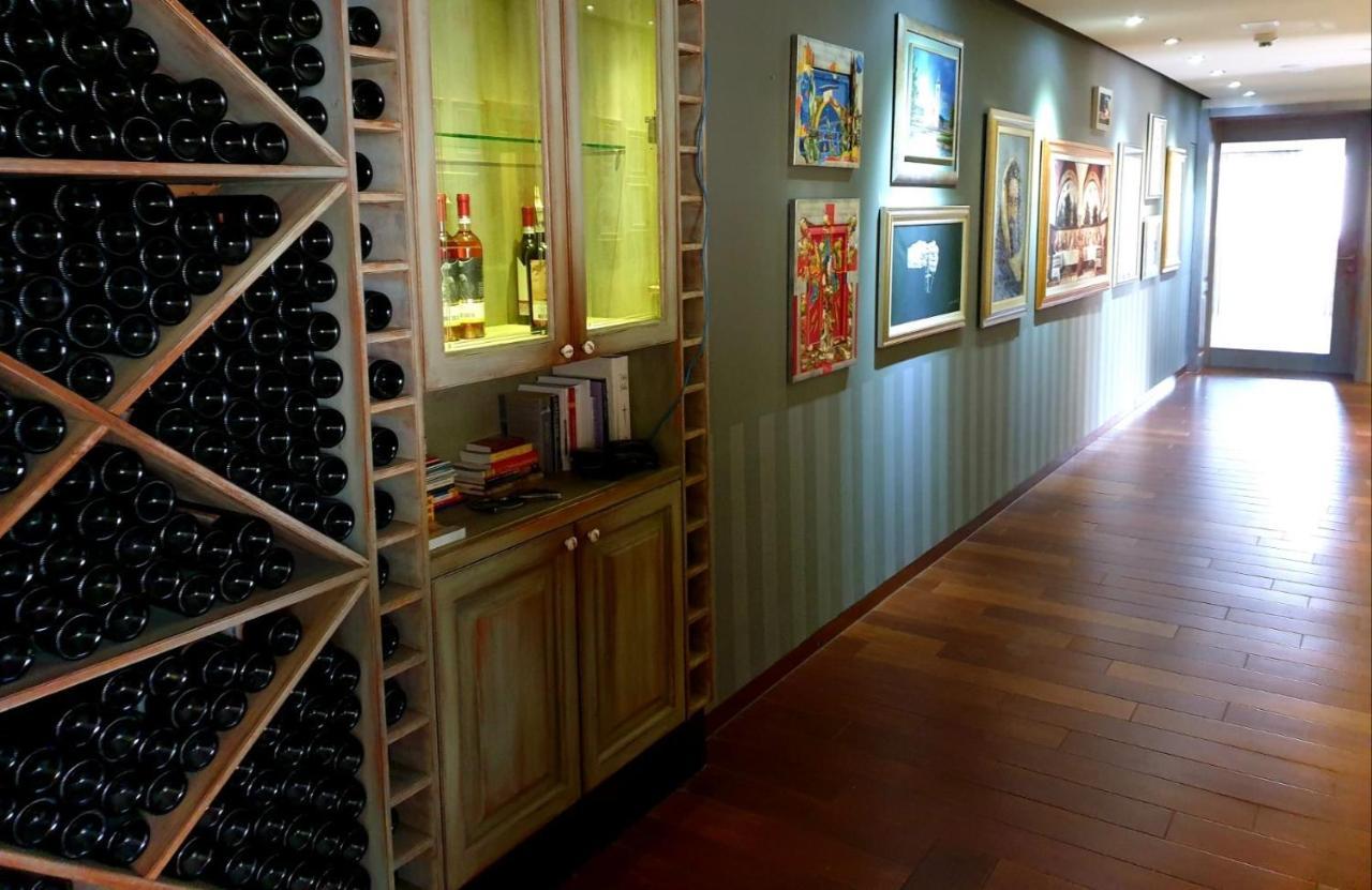 Wine Hotel Cesarica Medugorje Bagian luar foto